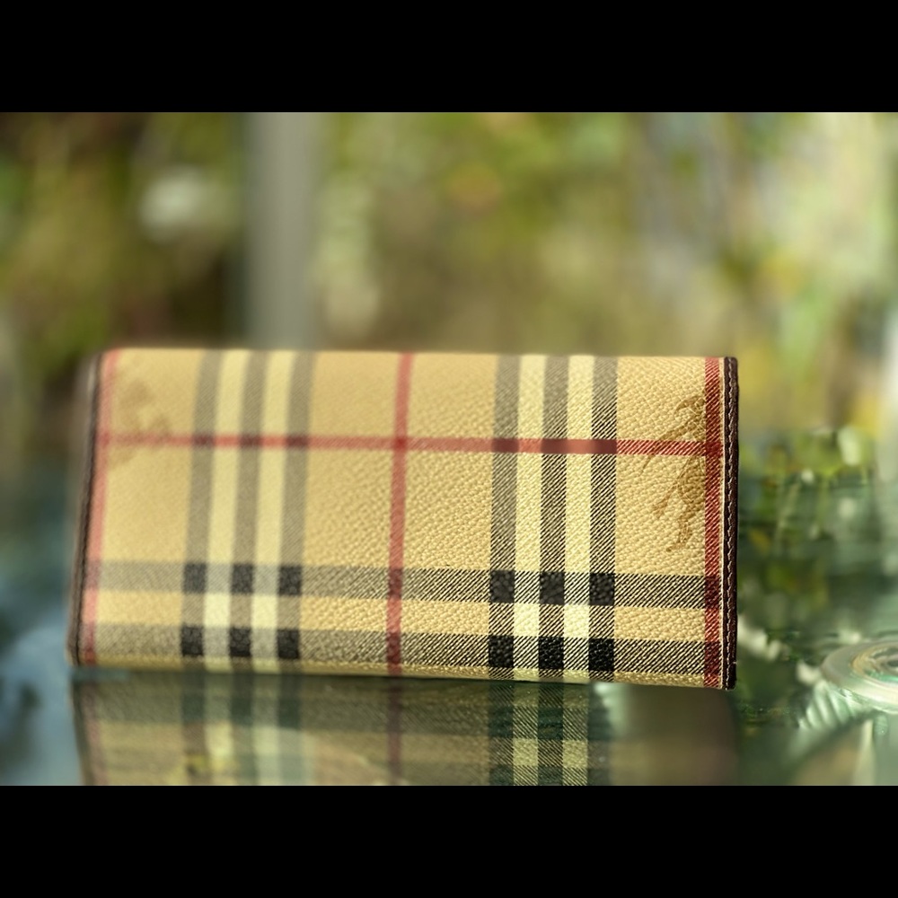 Burberry wallet - Picture 2 of 7